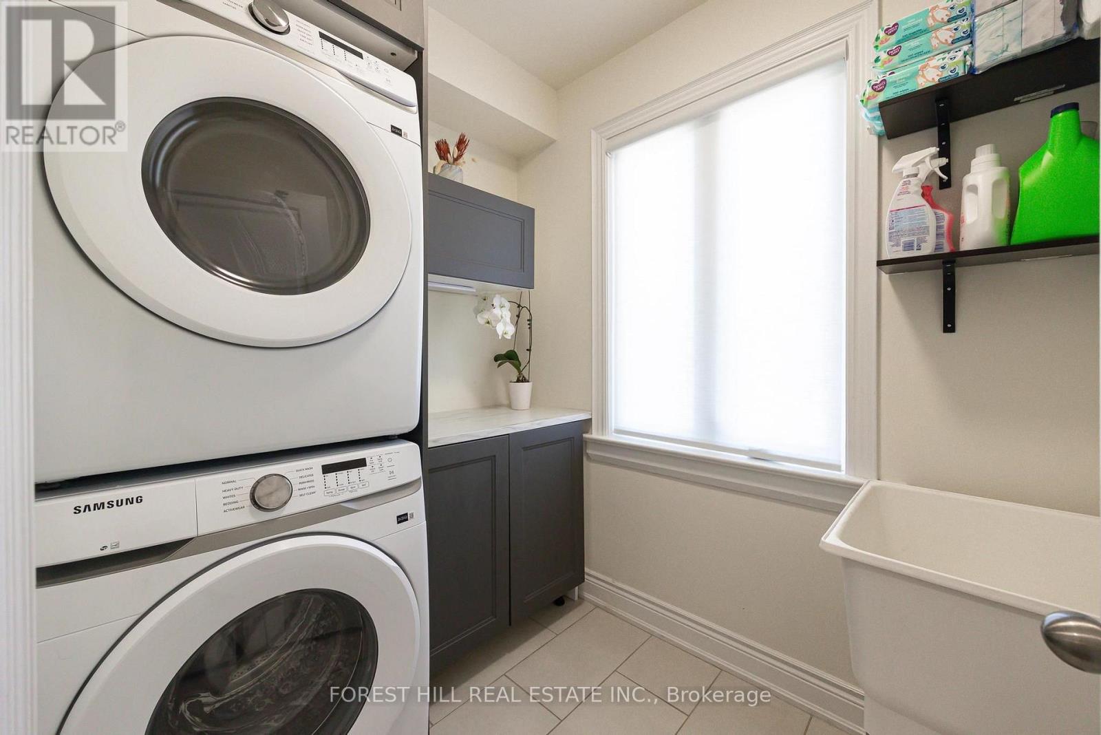 205 GLENHOLME AVENUE - 31
