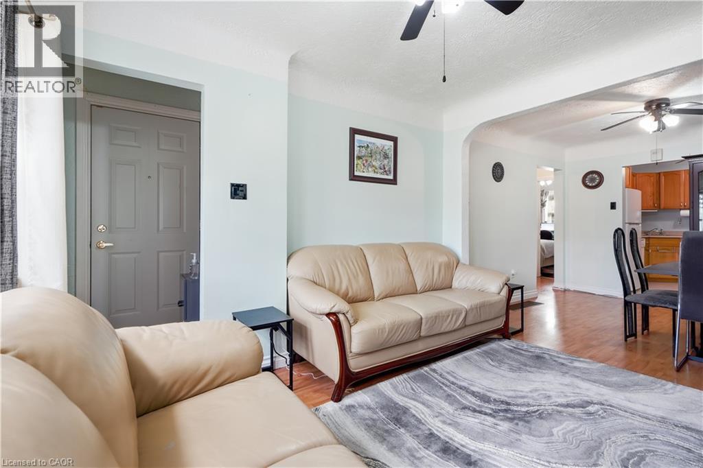1494 MAIN Street E - 10