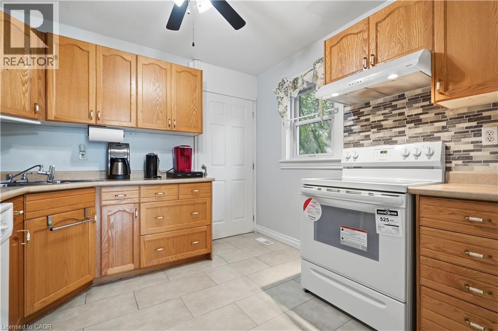 1494 MAIN Street E - 15