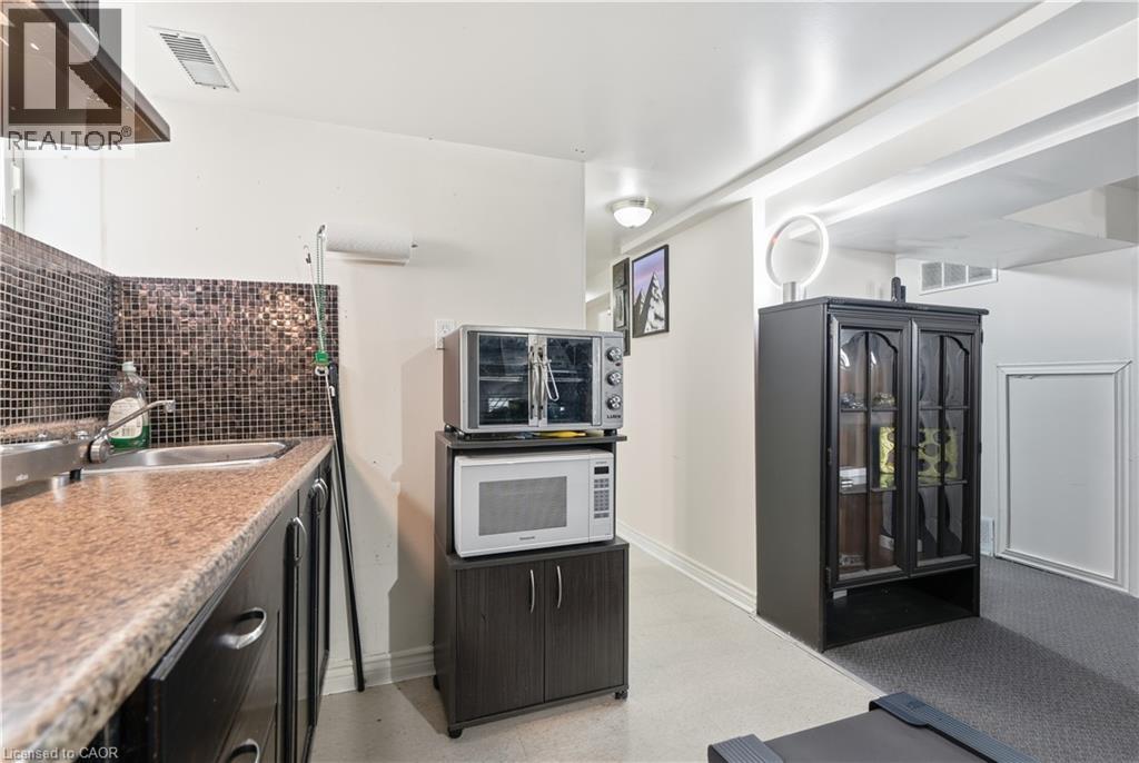 1494 MAIN Street E - 30