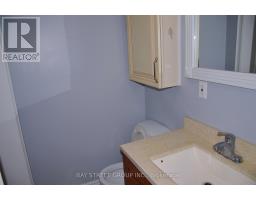 58 Alanbull Square, Toronto, ON M1V4M1 Photo 11