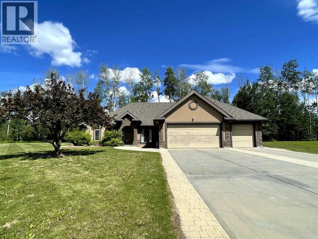 5 Caribou Close, High Level — photo 1