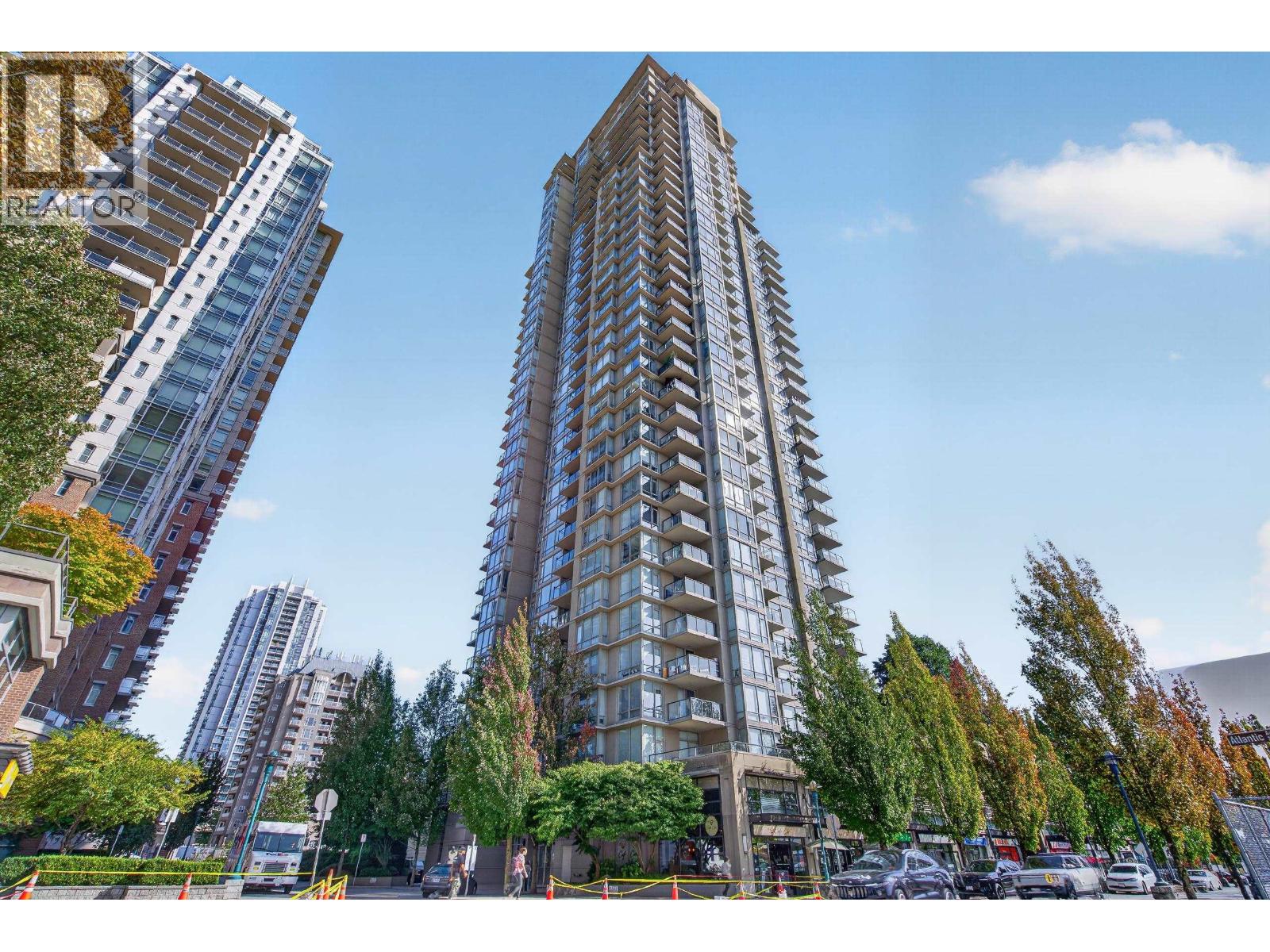 1803 2980 ATLANTIC AVENUE, Coquitlam — photo 1