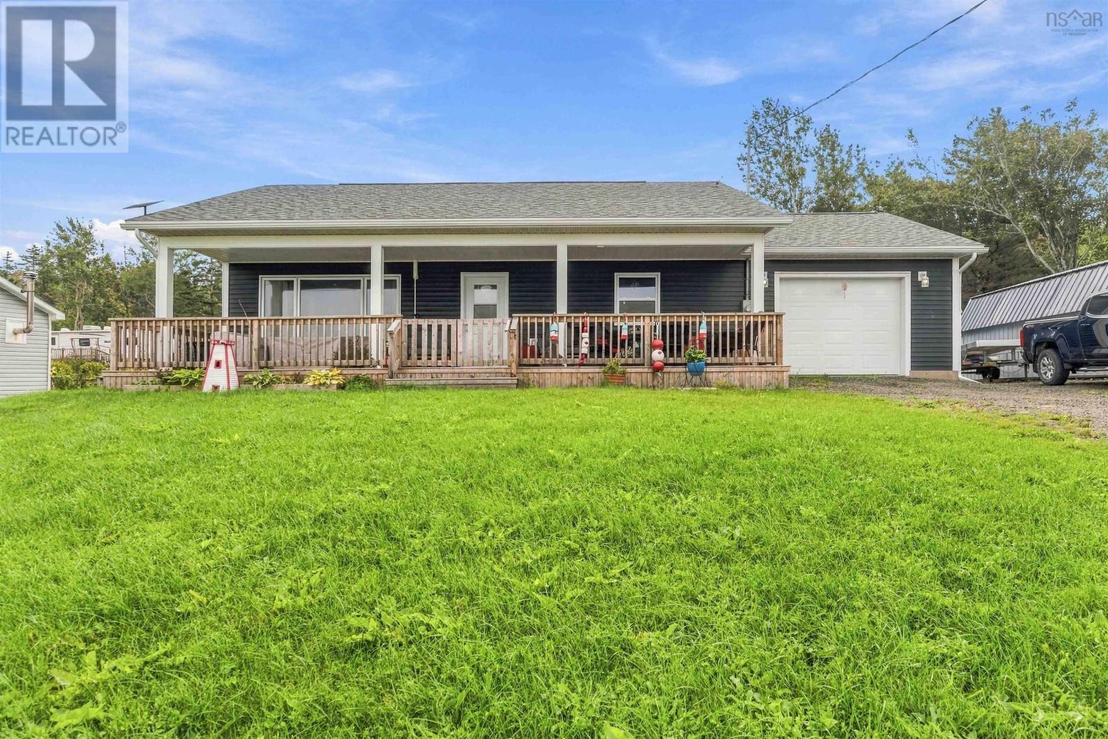 12044 Shore Road E, Cottage Cove — photo 1