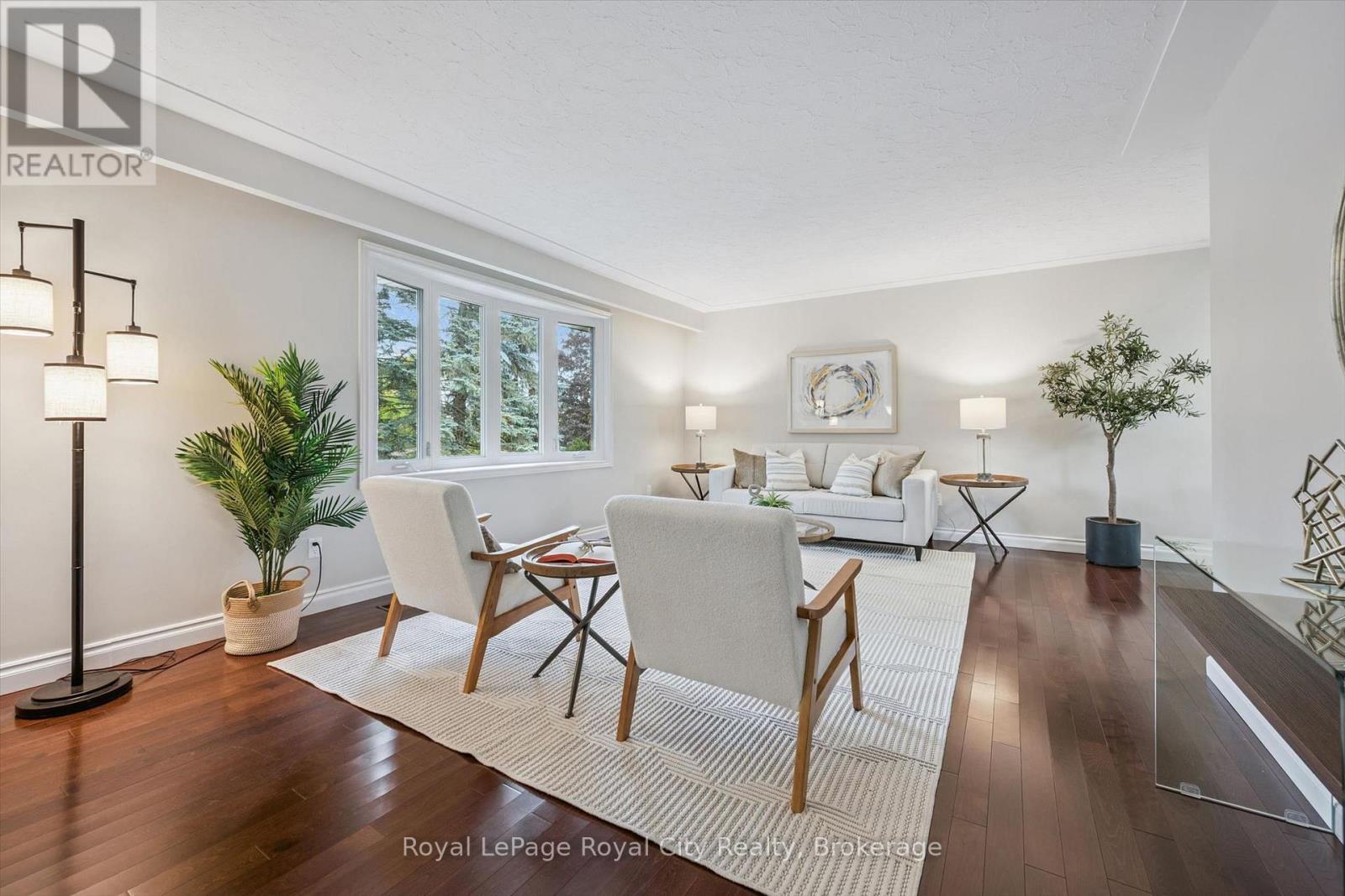 40 BISHOP COURT, Guelph (Dovercliffe Park/Old University) — photo 6