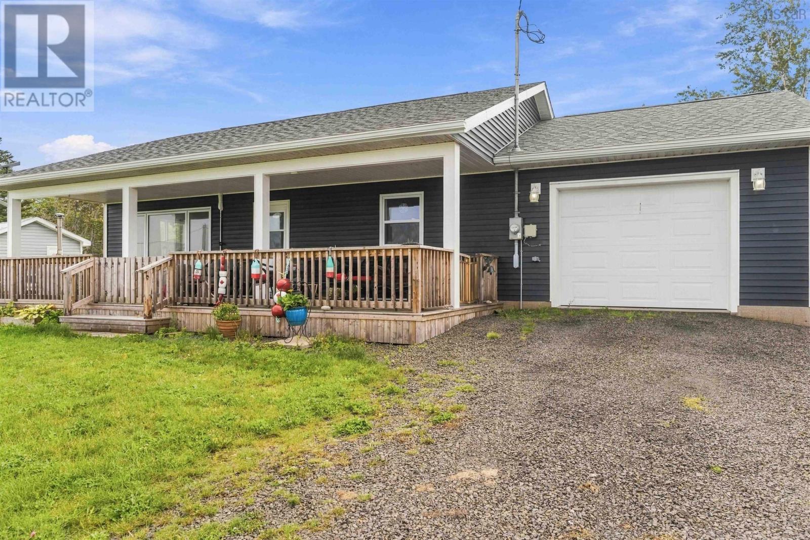12044 Shore Road E, Cottage Cove — photo 9