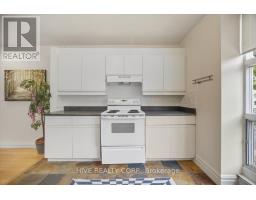D - 957 Broadview Avenue, Toronto, ON M4K2R5 Photo 13