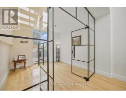 D - 957 Broadview Avenue, Toronto, ON M4K2R5 Photo 18