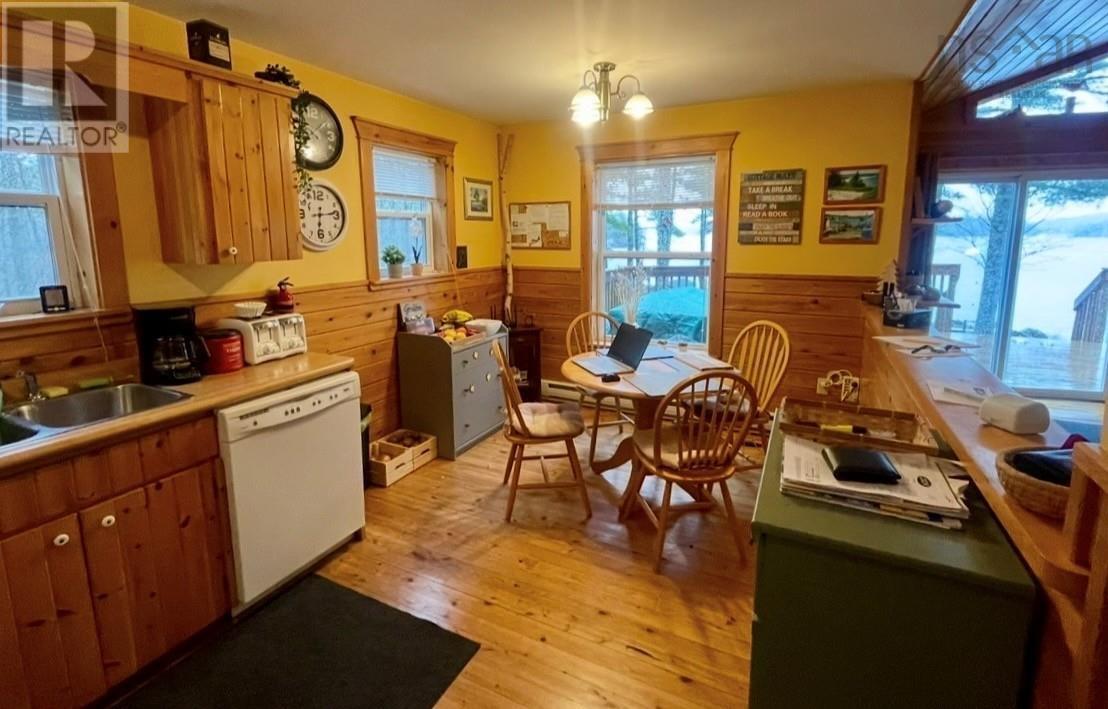 21 Babbling Brook Road, Labelle — photo 8