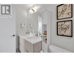 713 - 6 David Eyer Road, Richmond Hill, ON L4S0N5 Photo 17