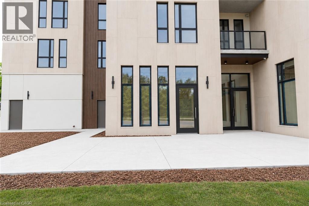 4390 HILLVIEW Drive Unit# A, Lincoln — photo 2