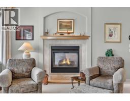 Kitchen - 6226 Heighway Lane, Peachland, BC V0H1X7 Photo 18