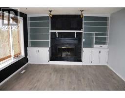 Den - 54227 Range Road 150, Rural Yellowhead County, AB T7E3W5 Photo 12
