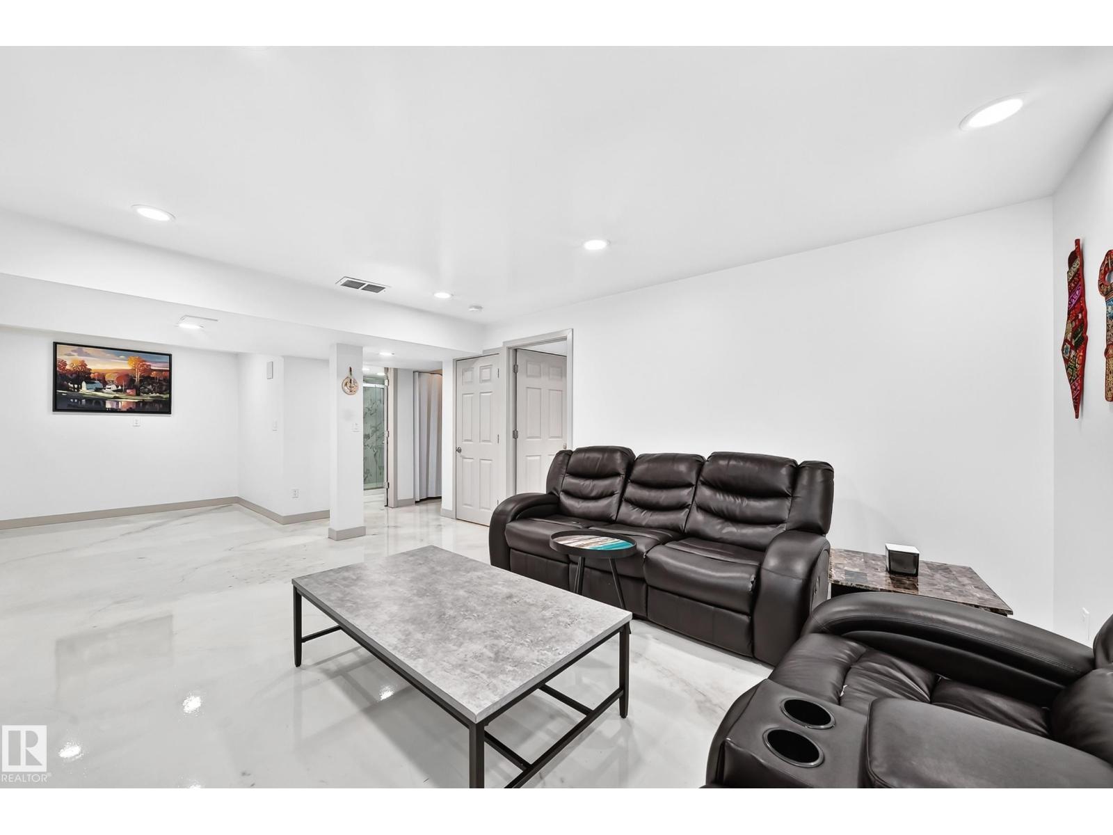 12035 168 AV NW - 51