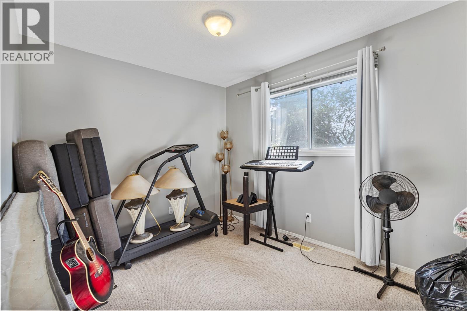 403 Harewood Rd - Image 12