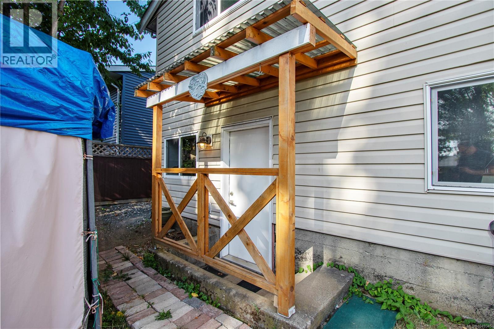 403 Harewood Rd - Image 14