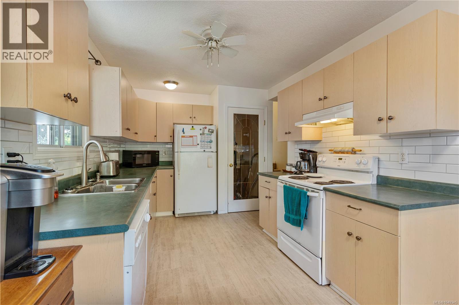 403 Harewood Rd - Image 5