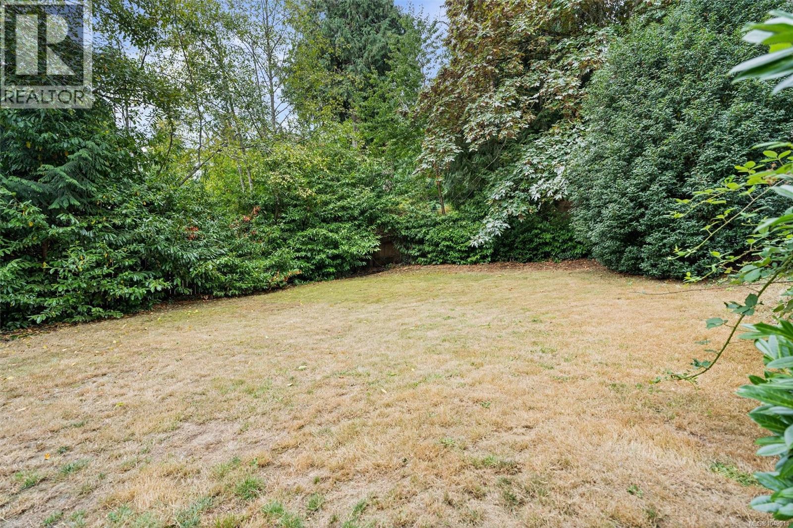 3272 Haida Dr - Image 39