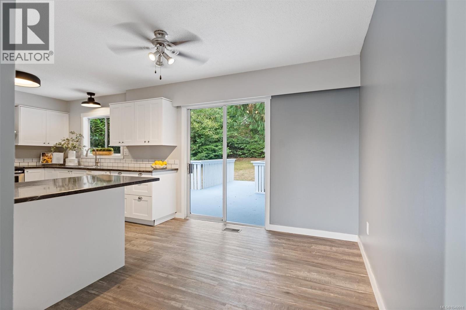 3272 Haida Dr - Image 8