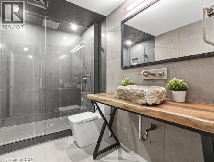 #105 66 BAY Street S - 8