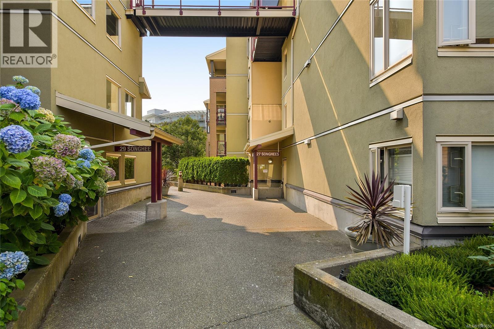 #108 27 Songhees Rd - Image 19