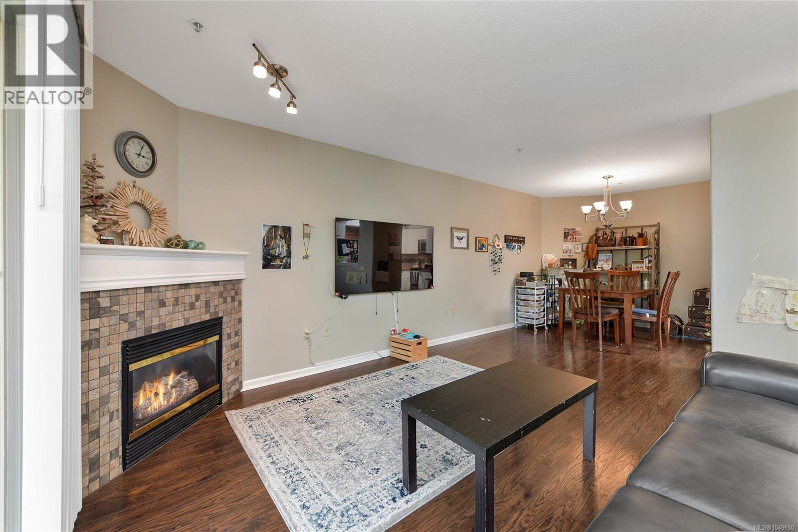 #108 27 Songhees Rd - Image 6