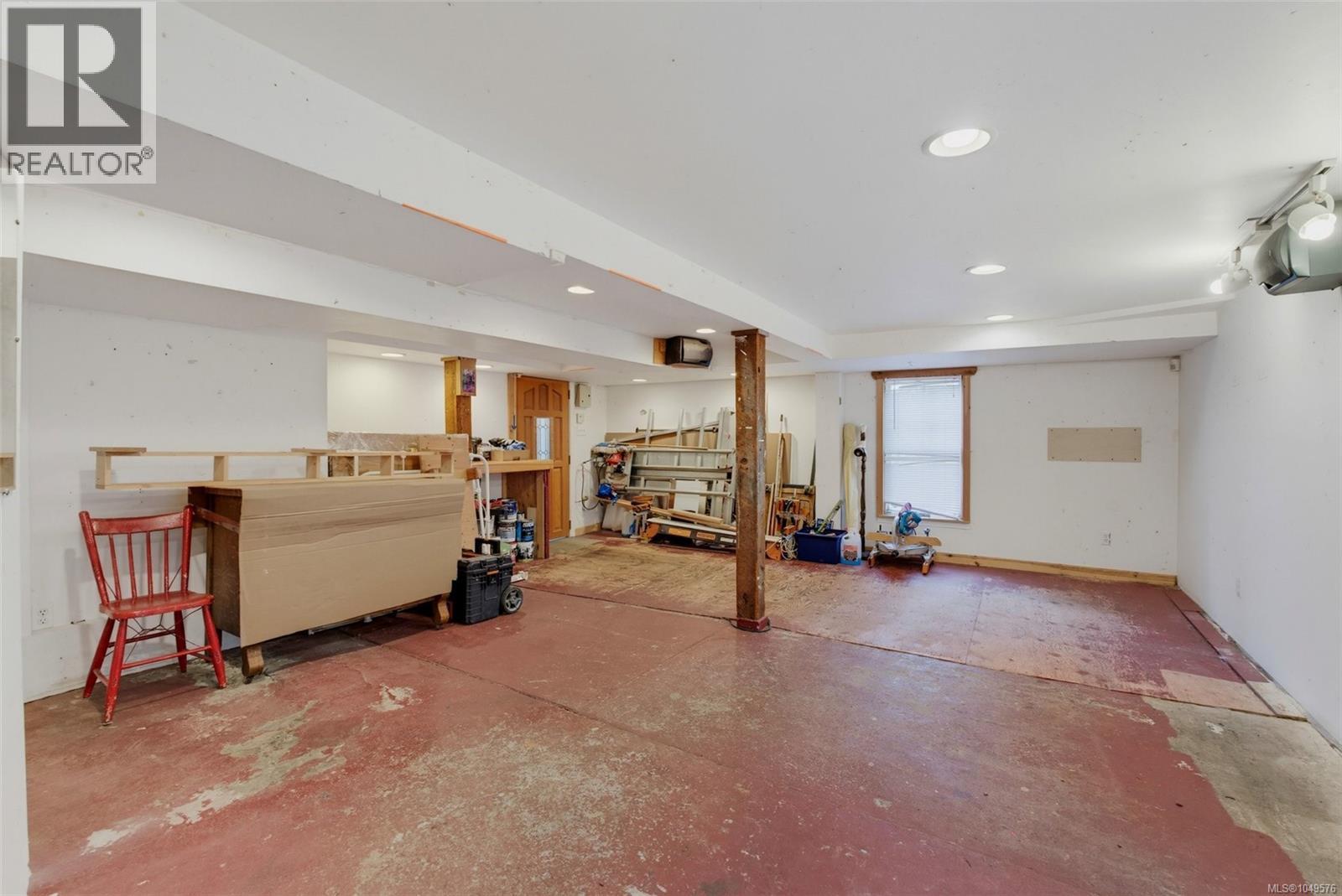 1569 PEMBROKE St - 49