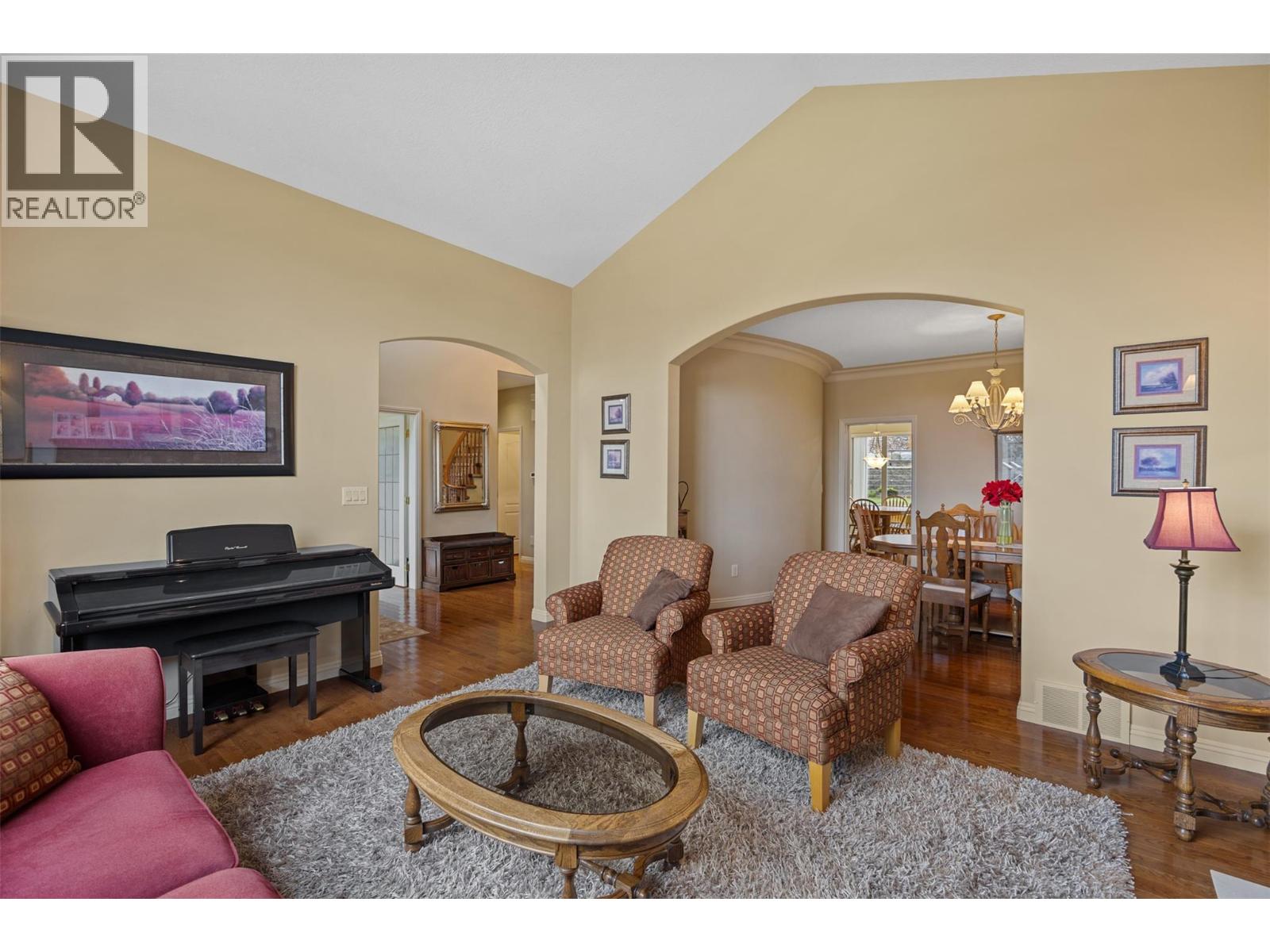 456 AZURE Place - Image 10