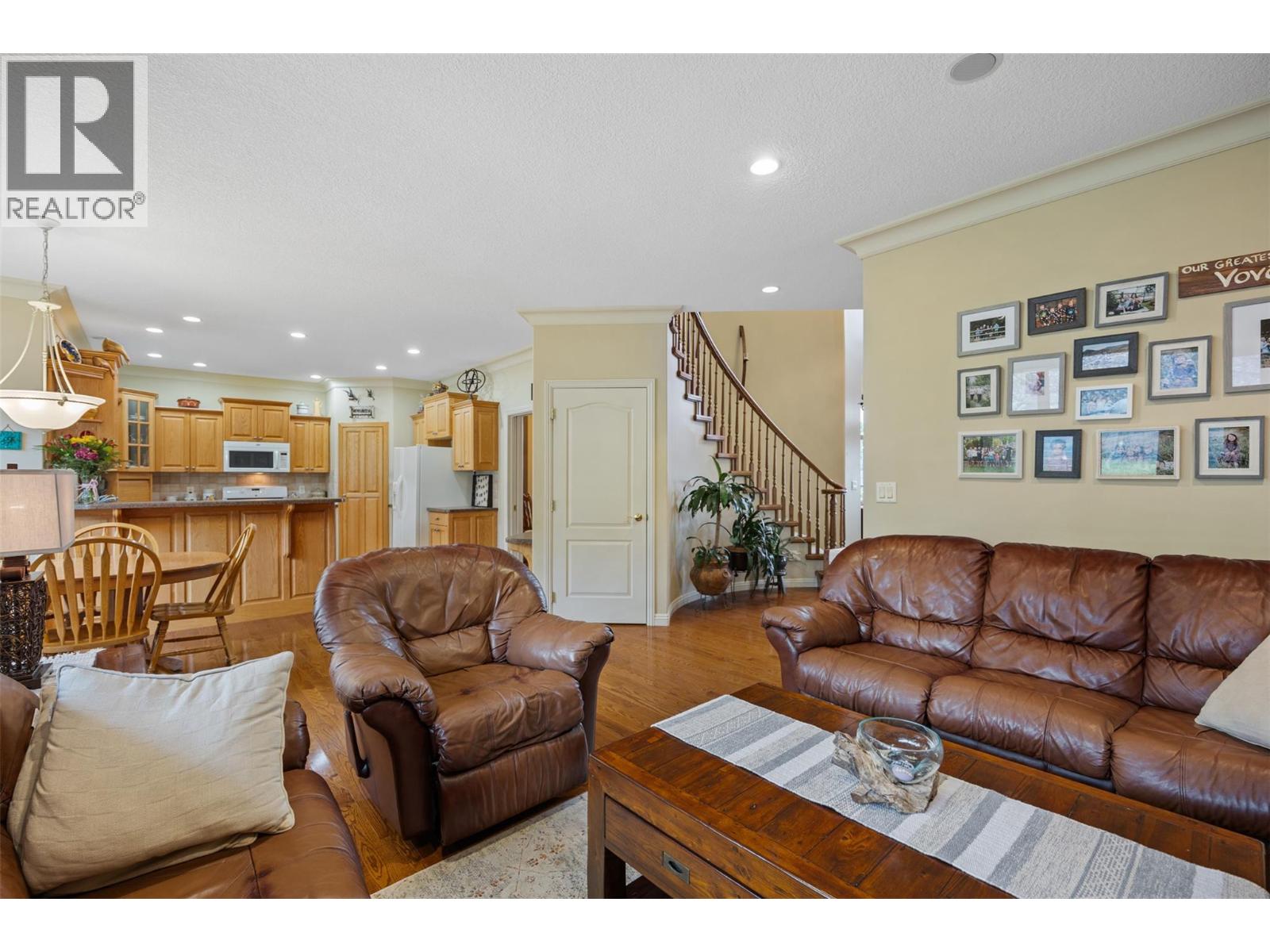 456 AZURE Place - 12