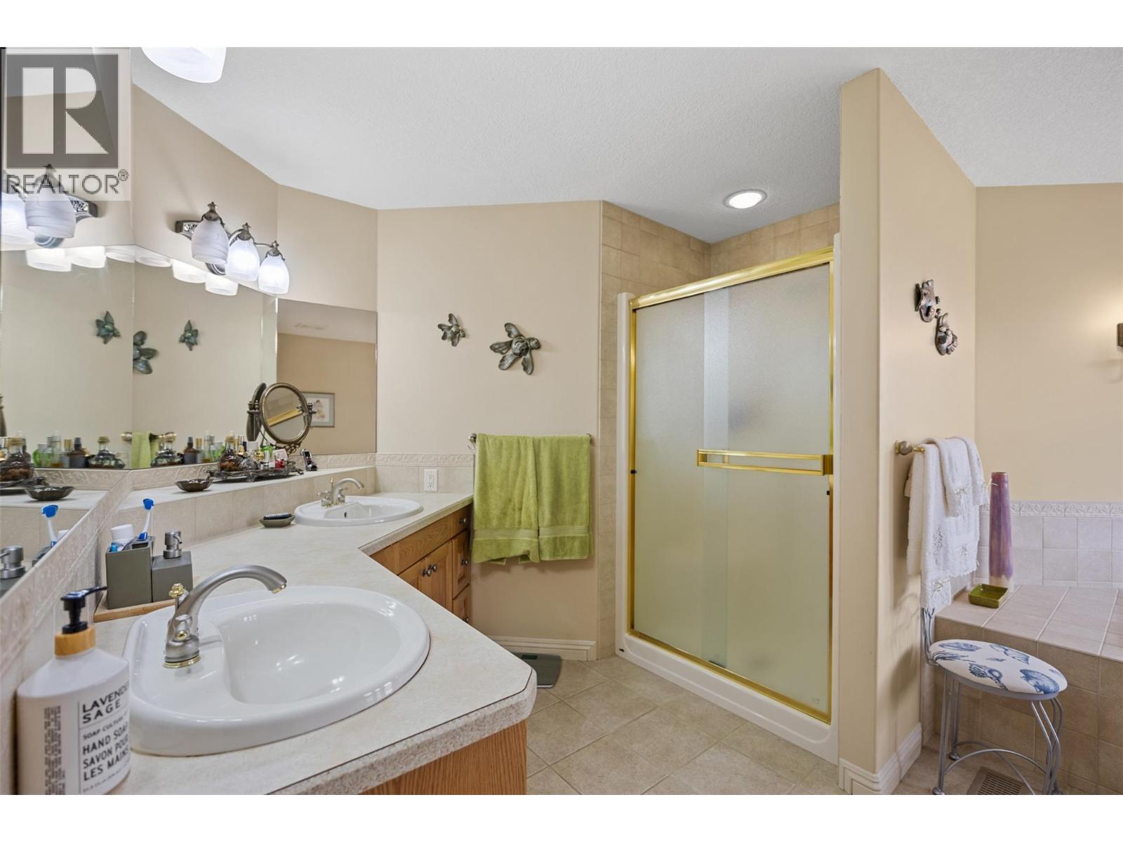 456 AZURE Place - 39