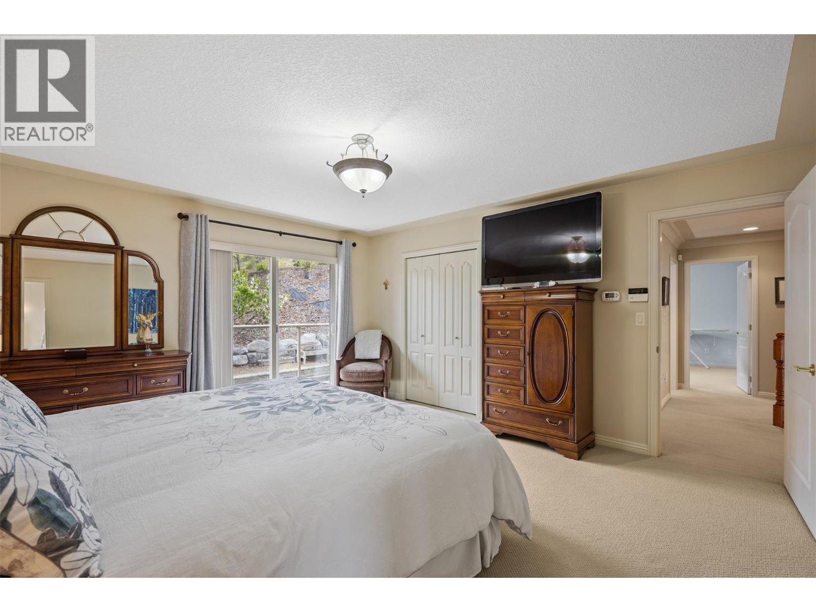 456 AZURE Place - Image 42