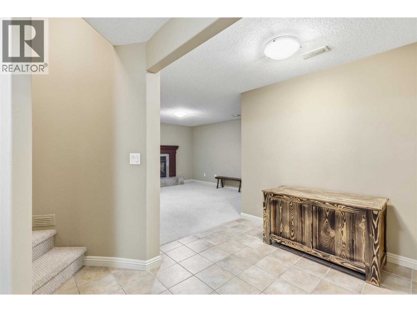 456 AZURE Place - 63
