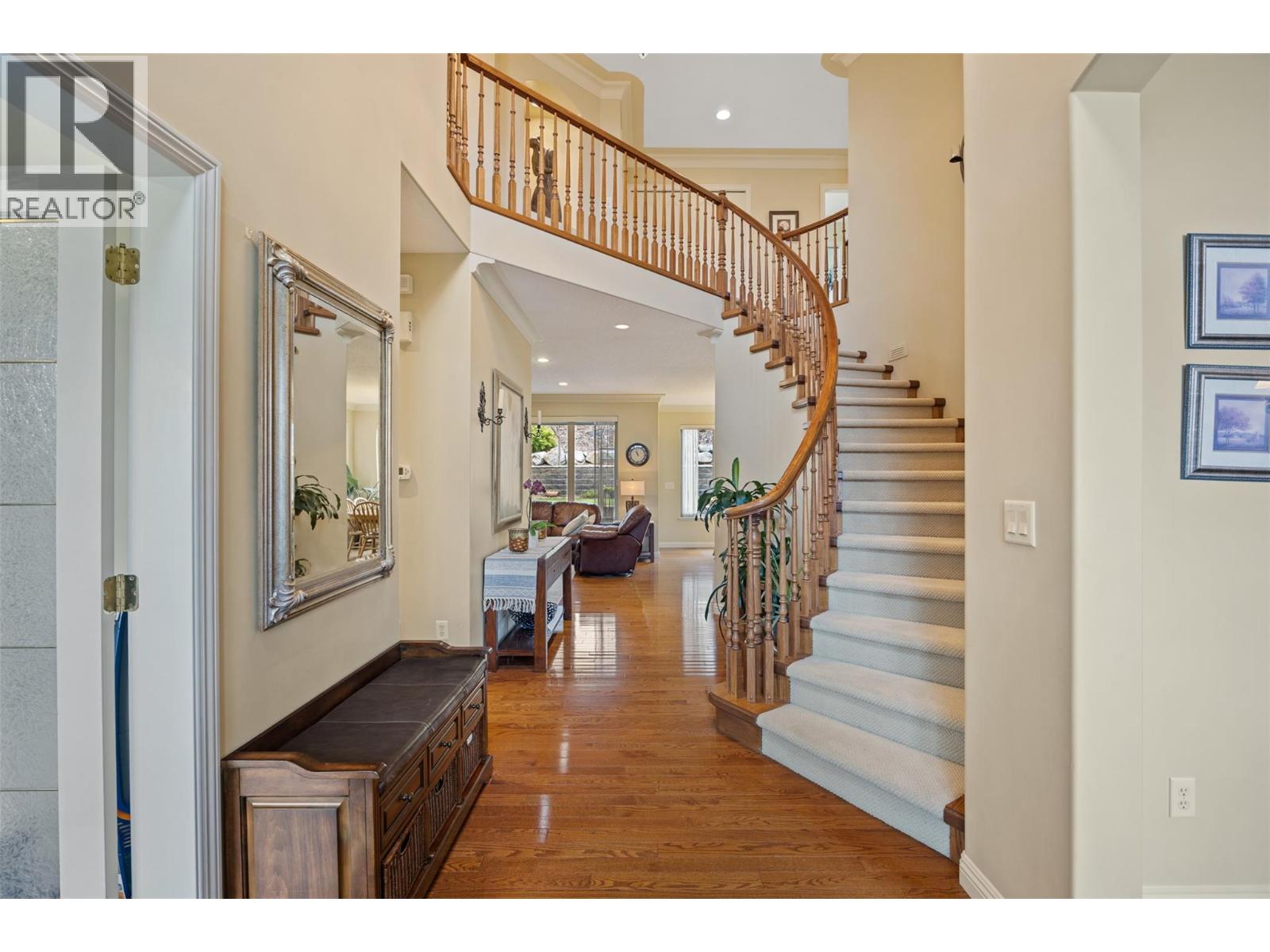456 AZURE Place - Image 7