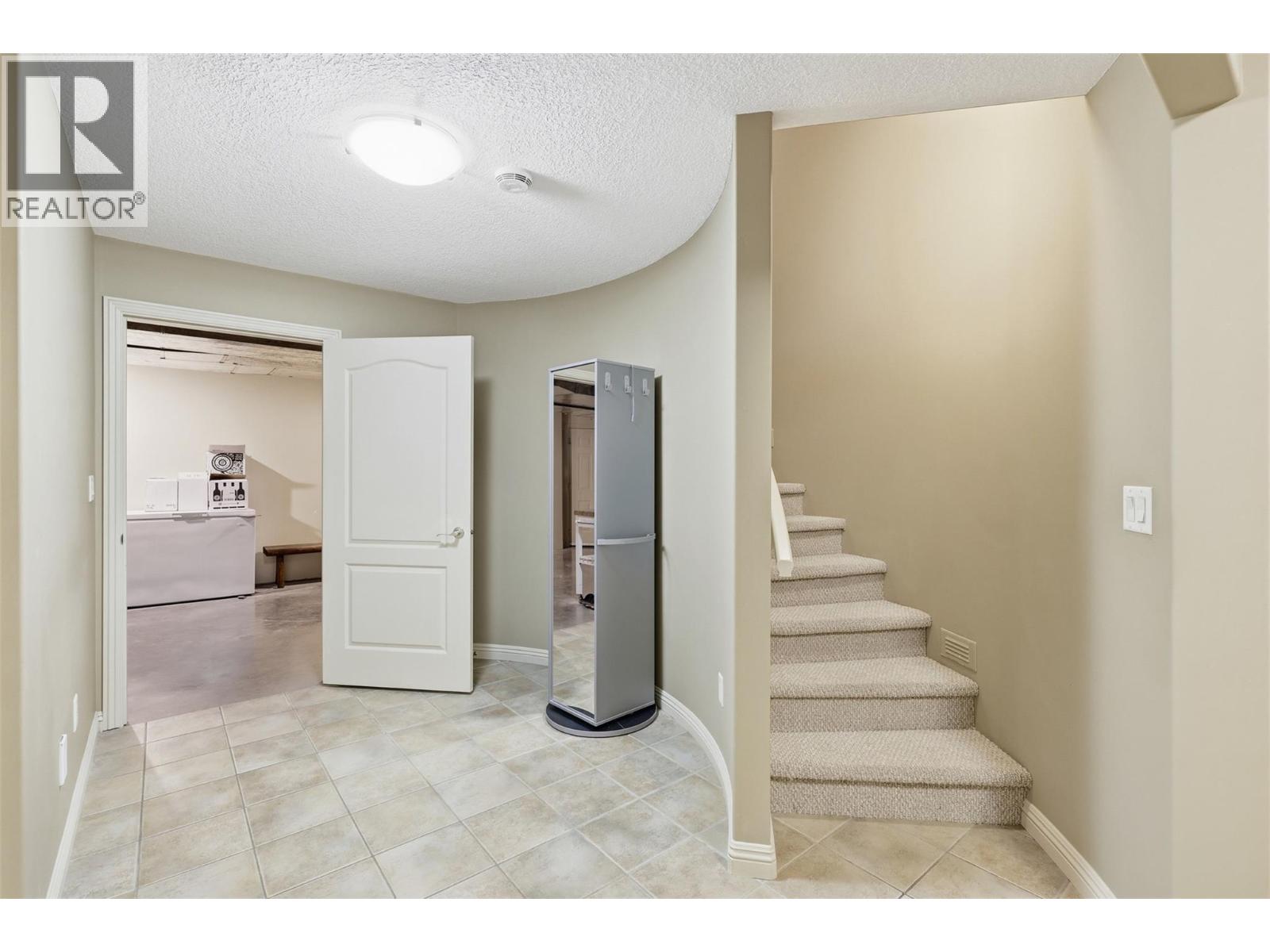 456 AZURE Place - 70