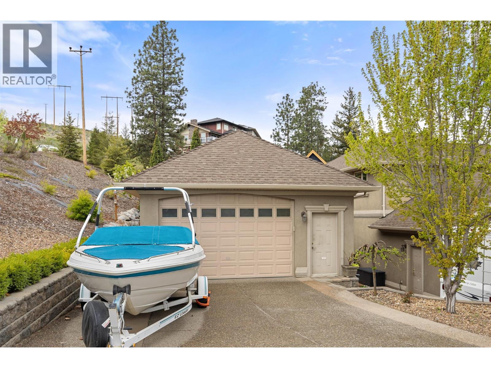 456 AZURE Place - Image 79
