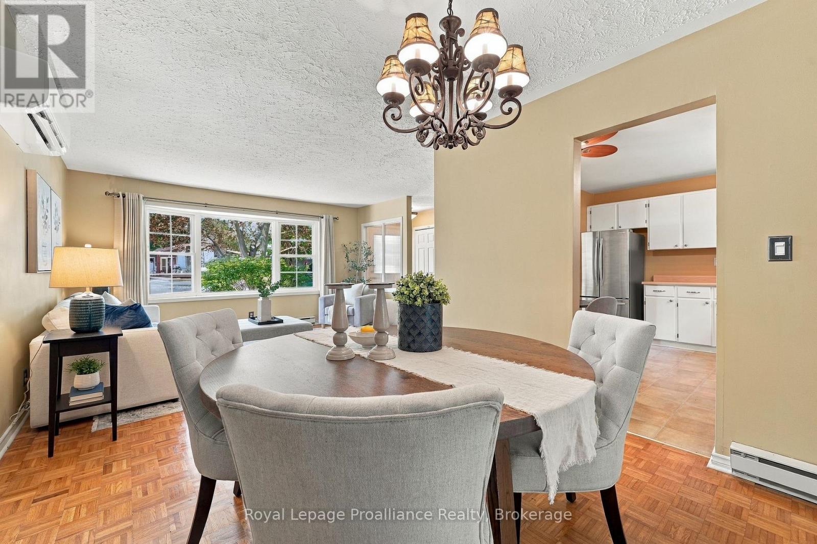 36 PARKVIEW HEIGHTS - Image 17