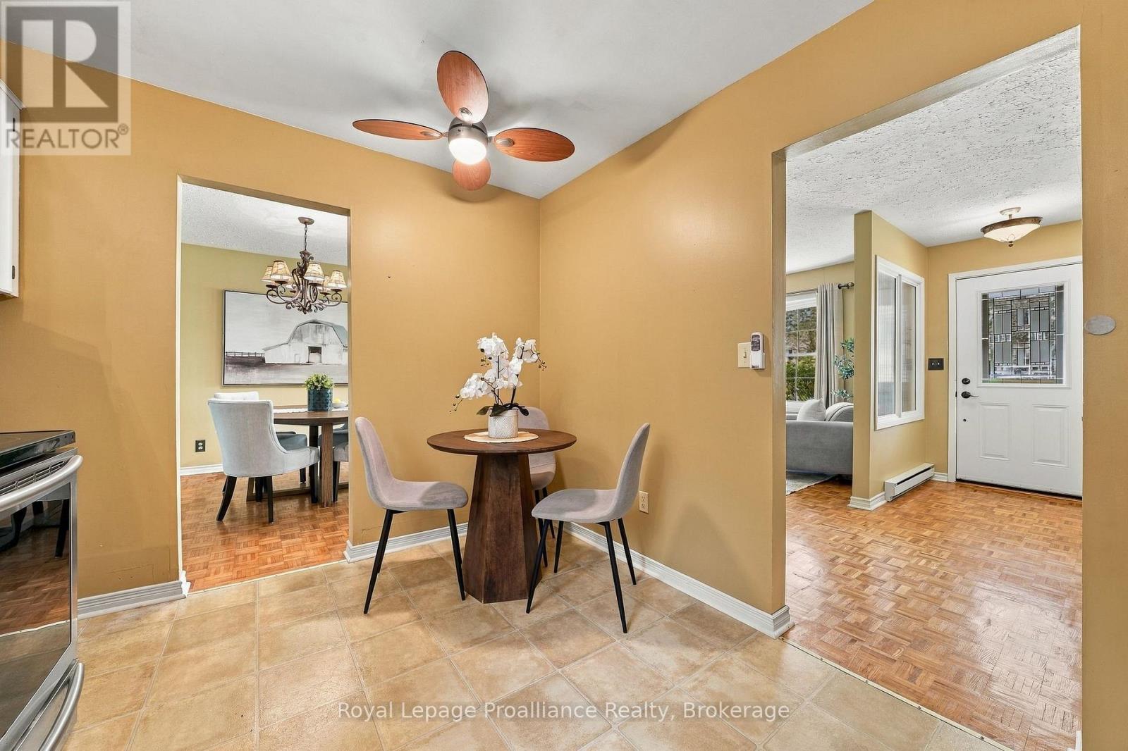 36 PARKVIEW HEIGHTS - Image 21