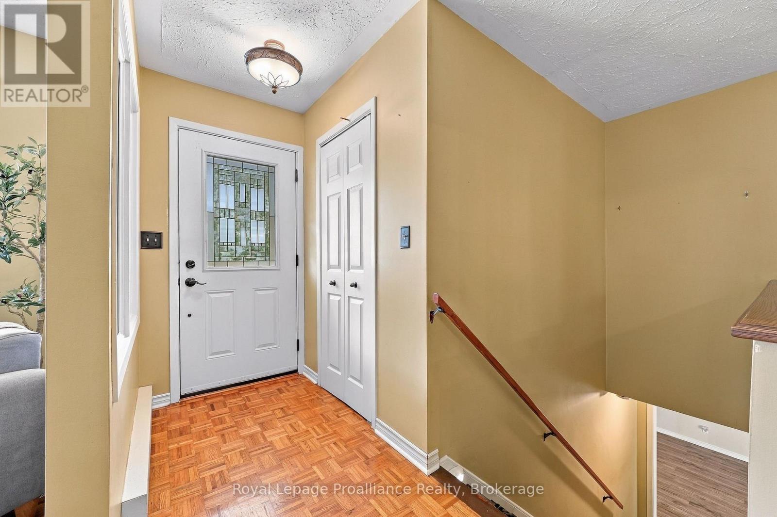 36 PARKVIEW HEIGHTS, Quinte West (Trenton Ward) — photo 5