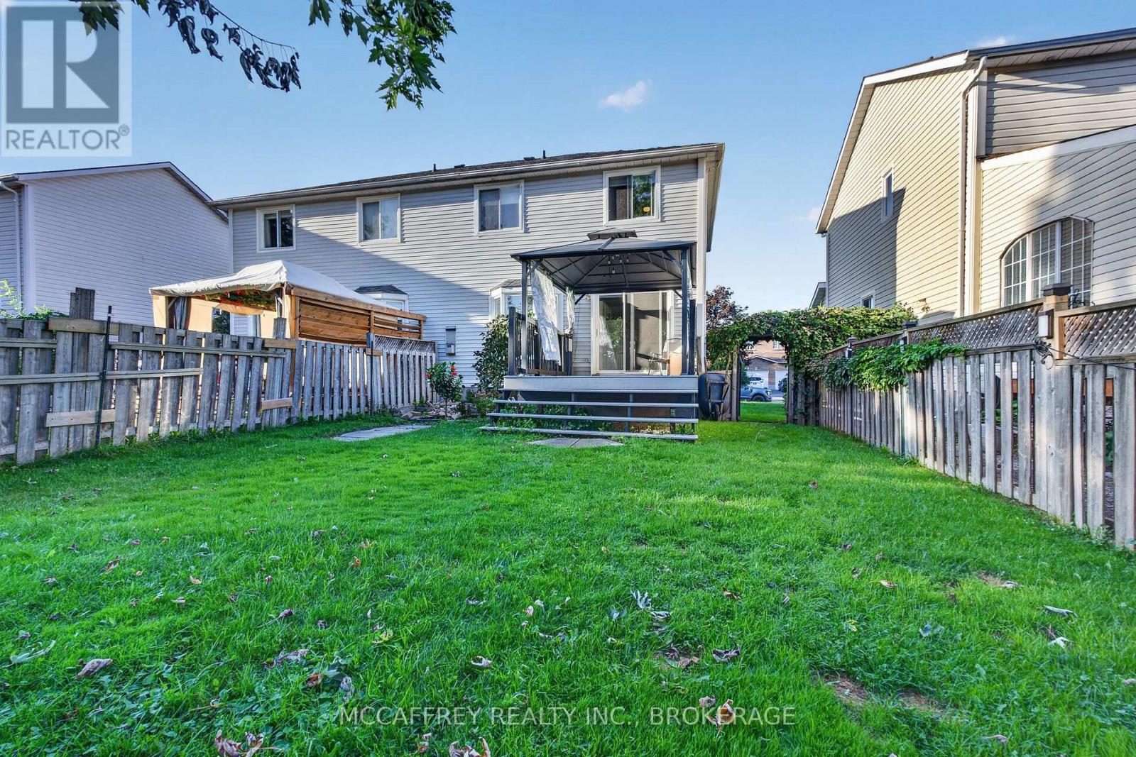 582 BARNSLEY CRESCENT - Image 34