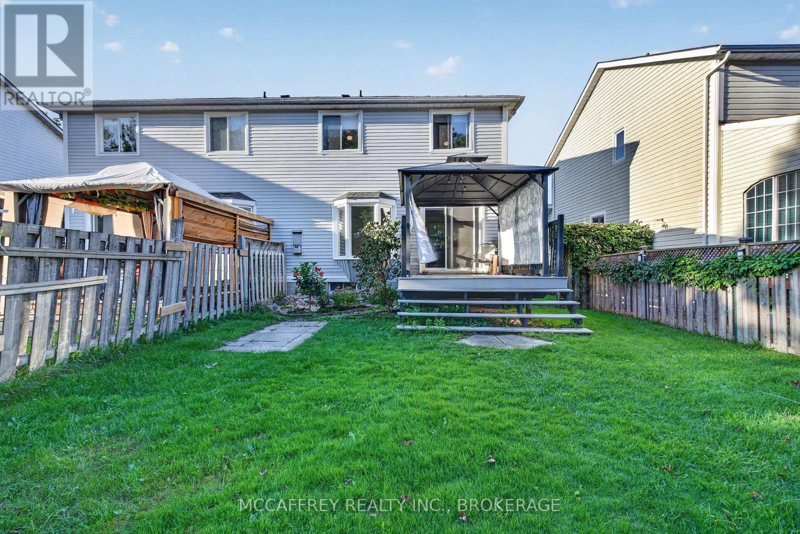 582 BARNSLEY CRESCENT - Image 35