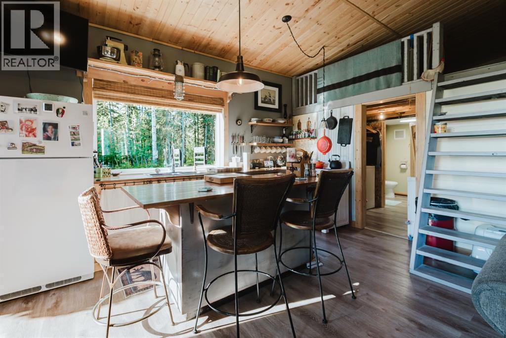 24451 Youngs Point Road - Image 5