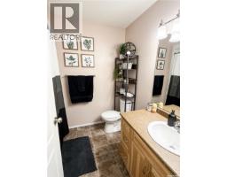 604 7th Avenue W, Meadow Lake, SK S9X1B1 Photo 18