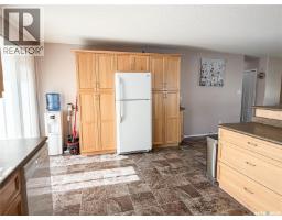 3pc Ensuite bath - 604 7th Avenue W, Meadow Lake, SK S9X1B1 Photo 6