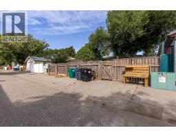 2702 11 Avenue N, Lethbridge, AB T1H1N4 Photo 35