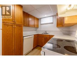 2702 11 Avenue N, Lethbridge, AB T1H1N4 Photo 23