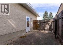 2702 11 Avenue N, Lethbridge, AB T1H1N4 Photo 29