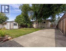 2702 11 Avenue N, Lethbridge, AB T1H1N4 Photo 34