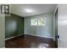 Family room - 2702 11 Avenue N, Lethbridge, AB T1H1N4 Photo 10