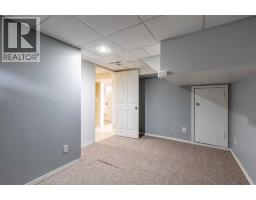 2702 11 Avenue N, Lethbridge, AB T1H1N4 Photo 19