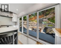 Kitchen - 2310 Shannon Heights Place, West Kelowna, BC V4T2V2 Photo 15